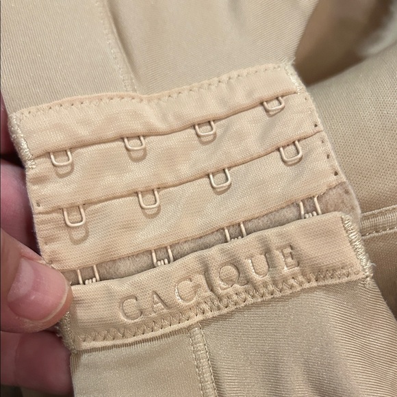 👄Lane Bryant Cacique Soft Beige Bra - Picture 3 of 4